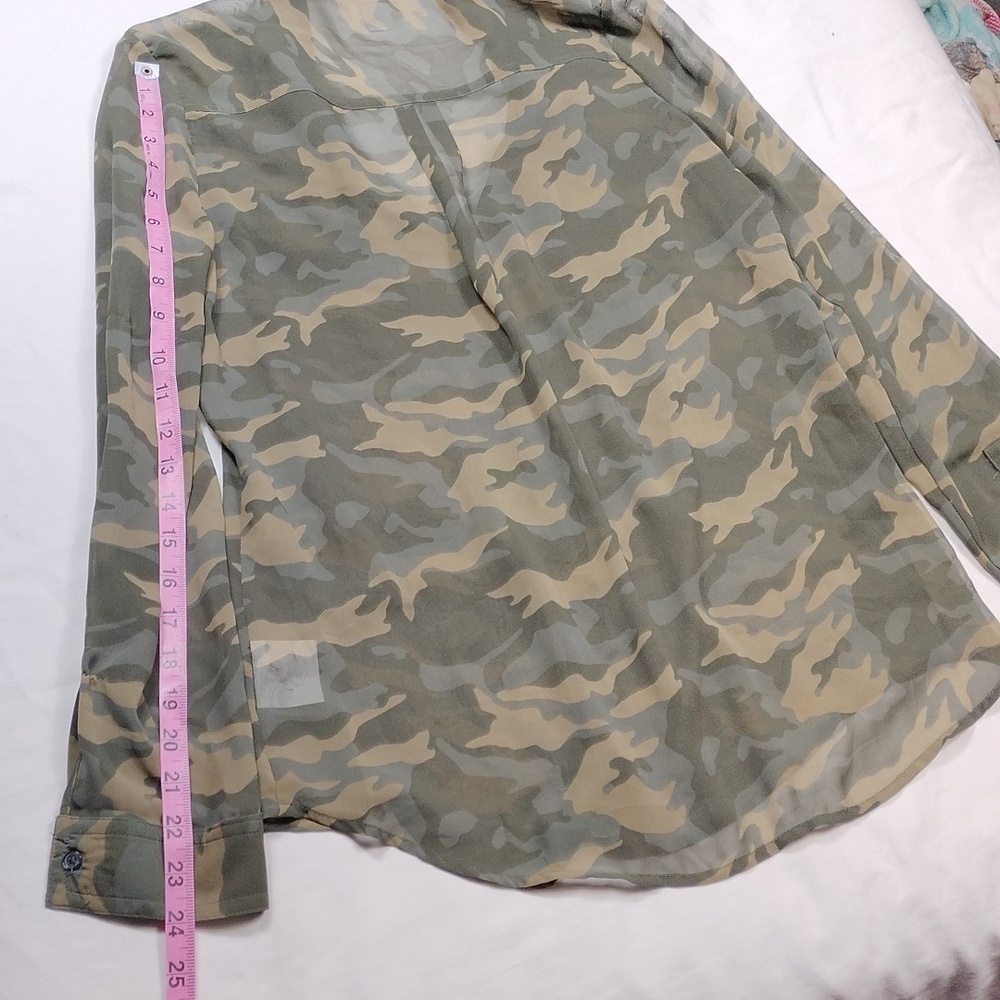 Old Navy Womenssheer Camo Long Sleeve Button Up Shirt Size Small - Picture 11 of 14